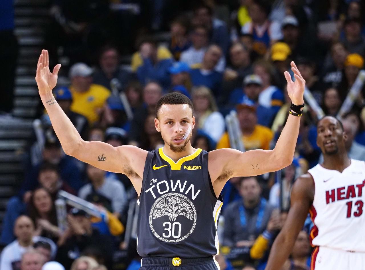 而湖人的阵 而湖人的阵